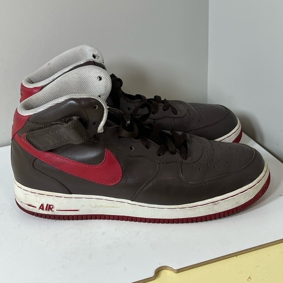 Nike Air Force One ‘07 Players Size 11 High Top Basketball Shoes Brown - Picture 3 of 15